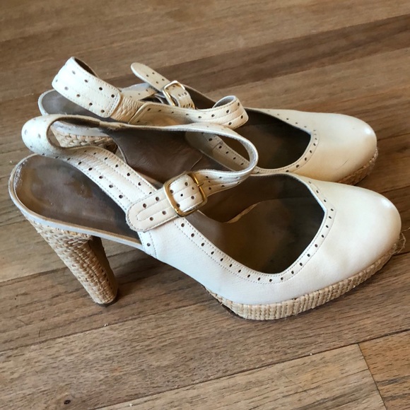 Stuart Weitzman maryjane heels - Picture 1 of 8